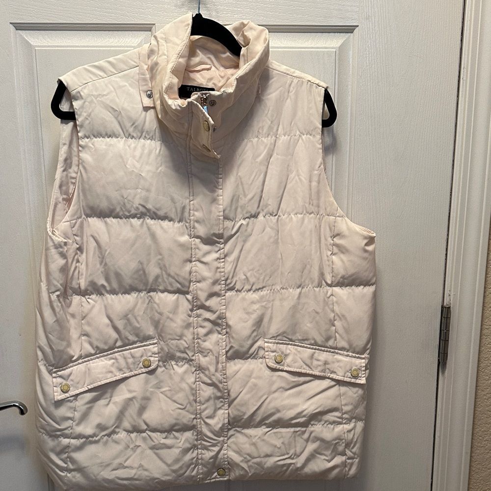 Talbots Woman Ivory Quilted Down Vest Size XL/XXL